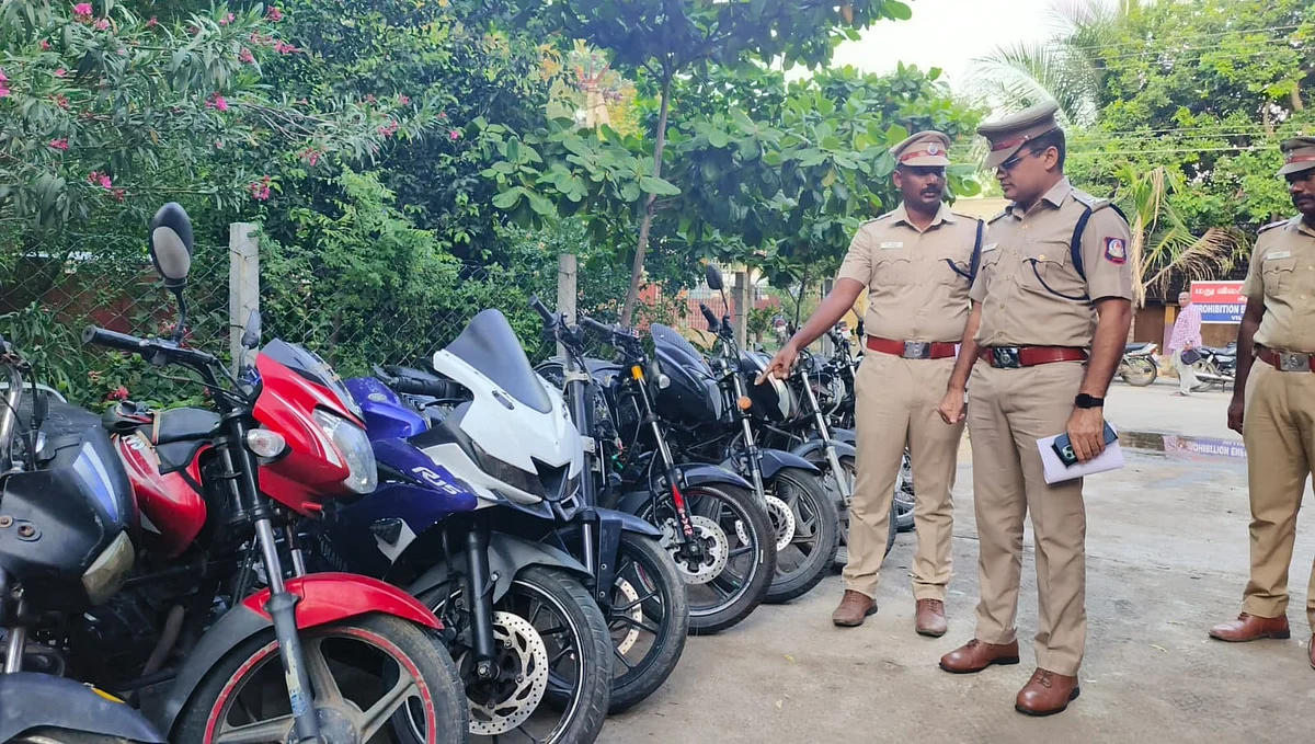 மீட்கப்பட்ட வாகனங்கள்