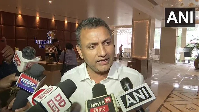 பீகார் வேளாண்துறை அமைச்சர் சுதாகர் சிங்