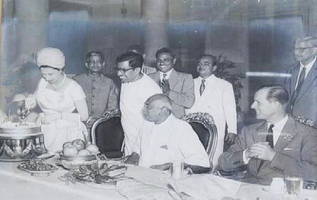 காமராஜர் - எலிசபெத்