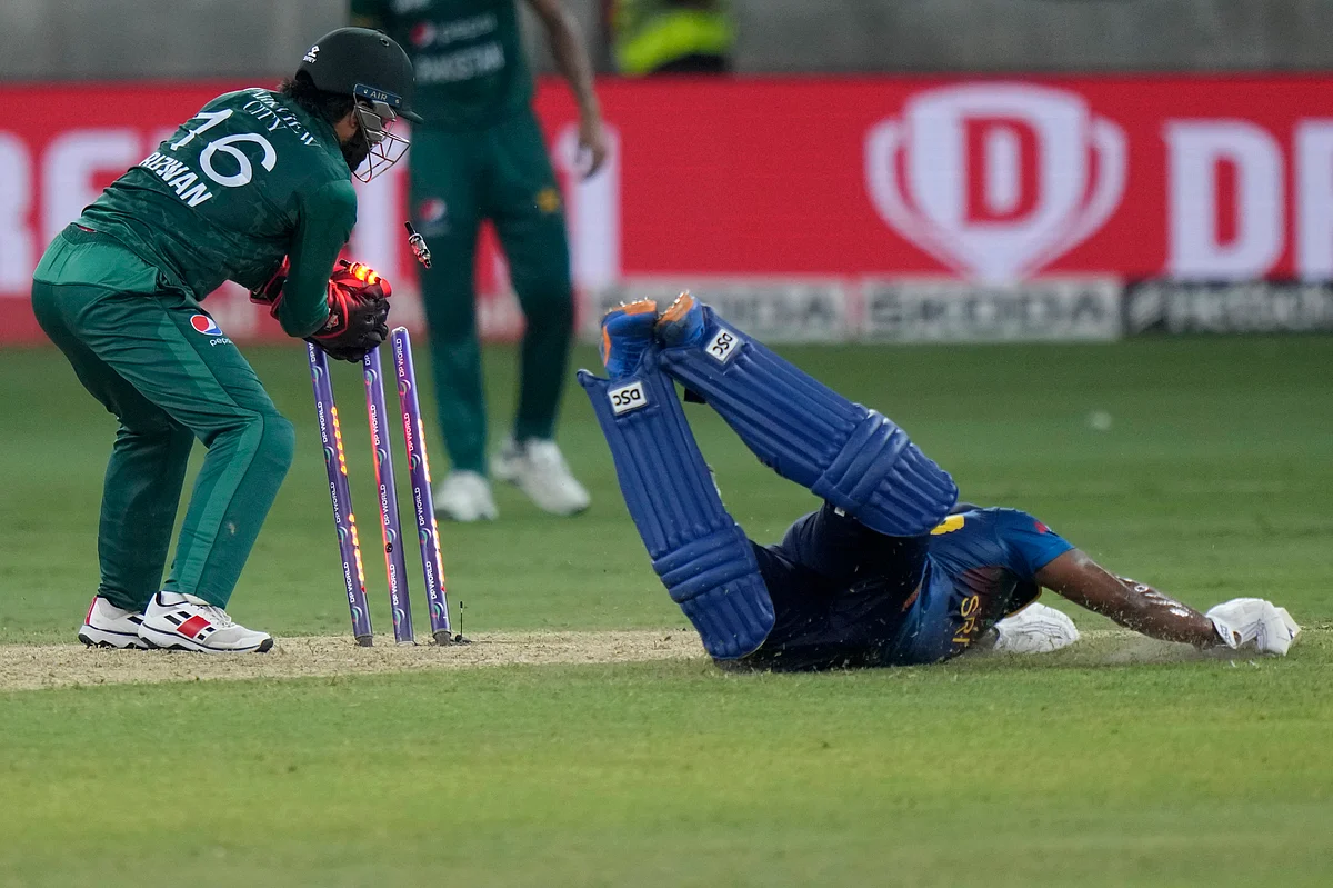 SL v PAK
