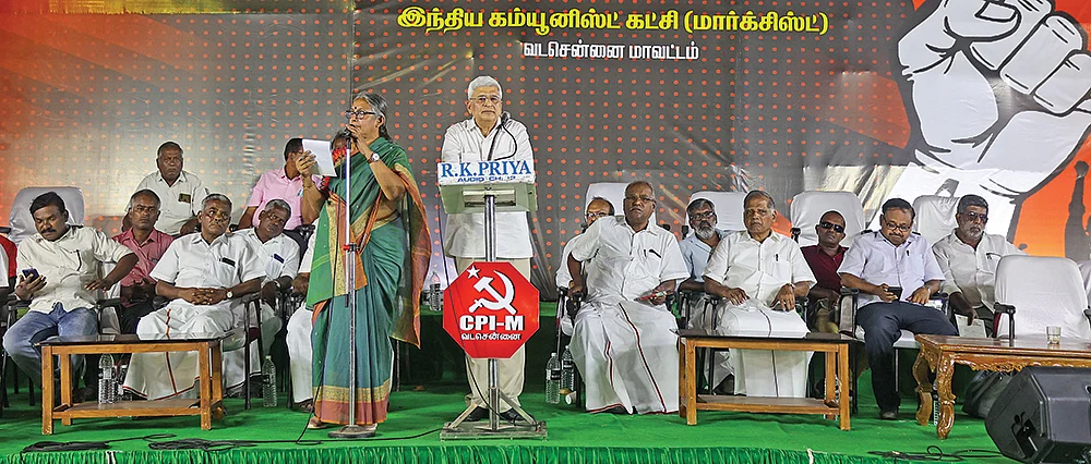 “கூட்டுக் களவாணி முதலாளித்துவம்!” - வெளுத்து வாங்கிய பிரகாஷ் காரத்