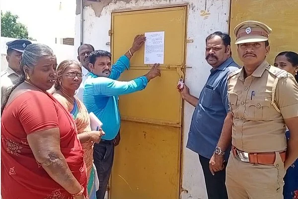 கடைக்கு சீல் வைப்பு