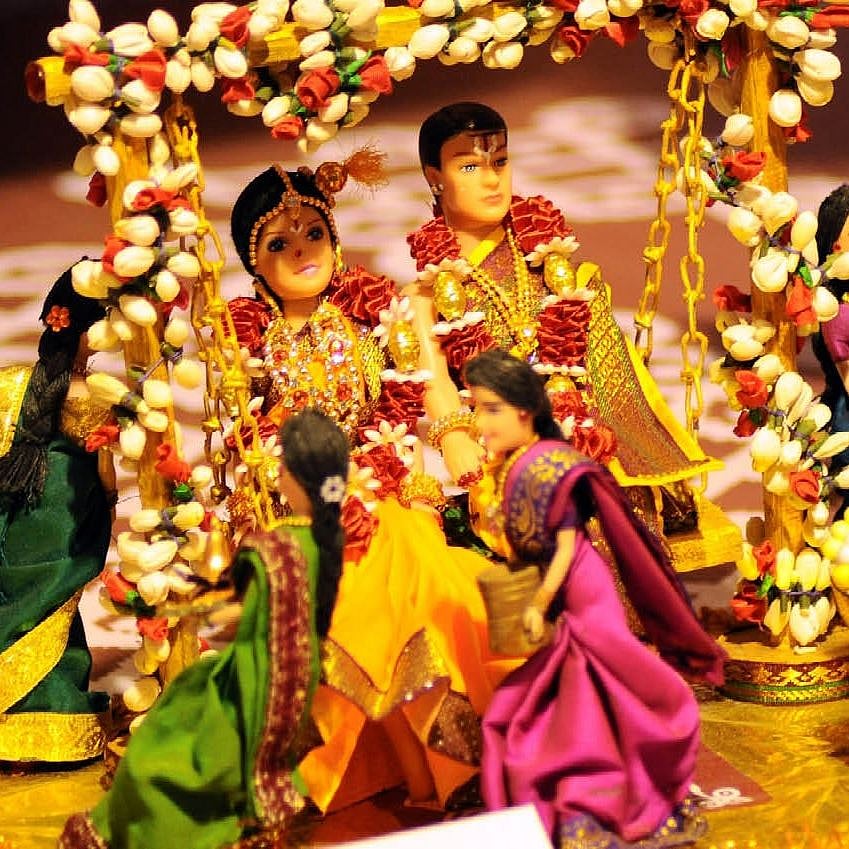 நவராத்திரி:  கொலுவை அழகாக்க எளிமையான டிப்ஸ்! #VisualStory