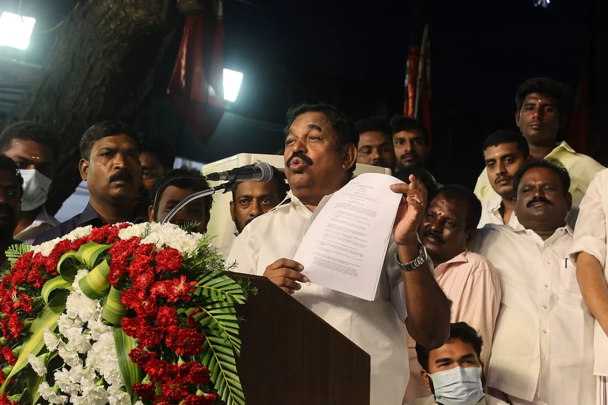 வடபழனி பொதுக்கூட்டத்தில் எடப்பாடி