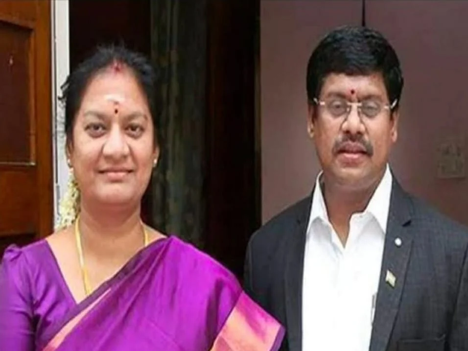 `பாலகணபதியை தண்டிக்காமல் விட்டுவிட்டால்...’ - தூத்துக்குடி எஸ்.பி-யிடம் சசிகலா புஷ்பா கணவர் புகார்