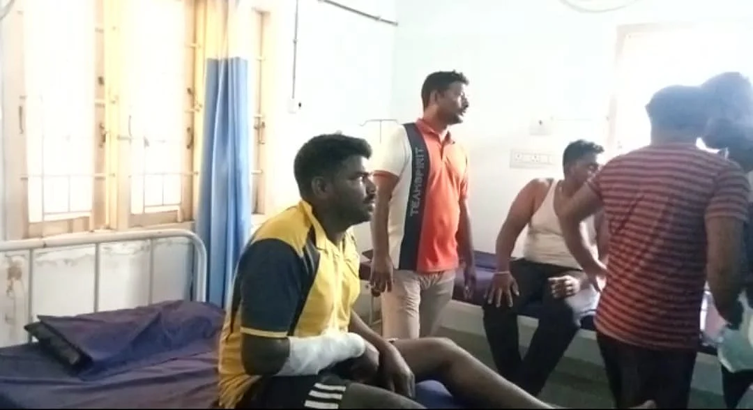 இலங்கை கடற்படையால் தொடரும் தாக்குதல்
