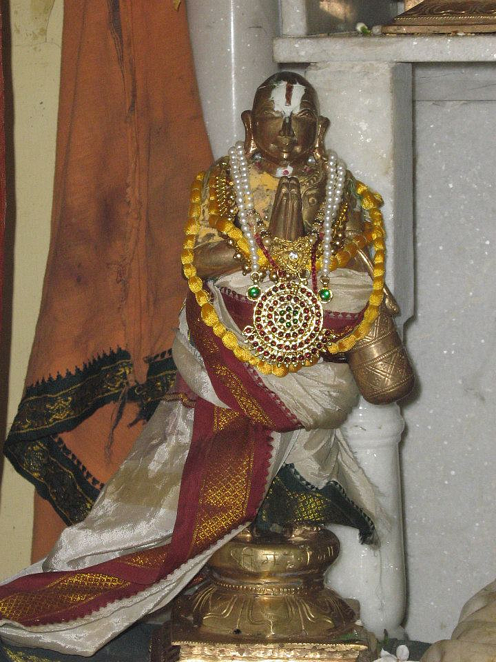 அனந்தாழ்வான்