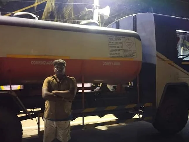 காரைக்கால் டு சேலம்... 12,000 லிட்டர் டீசல் கடத்தல் - டேங்கர் லாரியை சேஸ் செய்து பிடித்த போலீஸார்