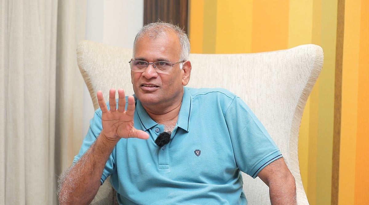 `சினிமா டு நாவல்' - மணிரத்னத்தின் `கடல்' படத்தின் கதையை நாவலாக எழுதி முடித்த ஜெயமோகன்