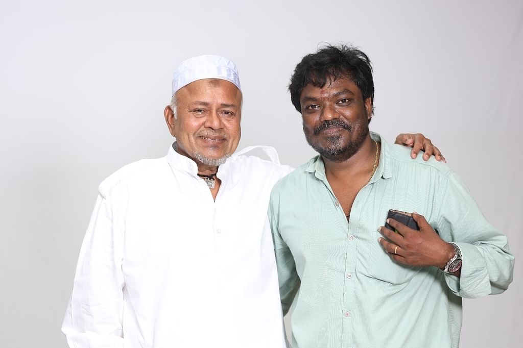 ராதாரவியுடன் இயக்குநர் ராகேஷ்