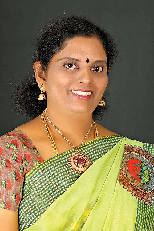 விஜி முருகநாதன்