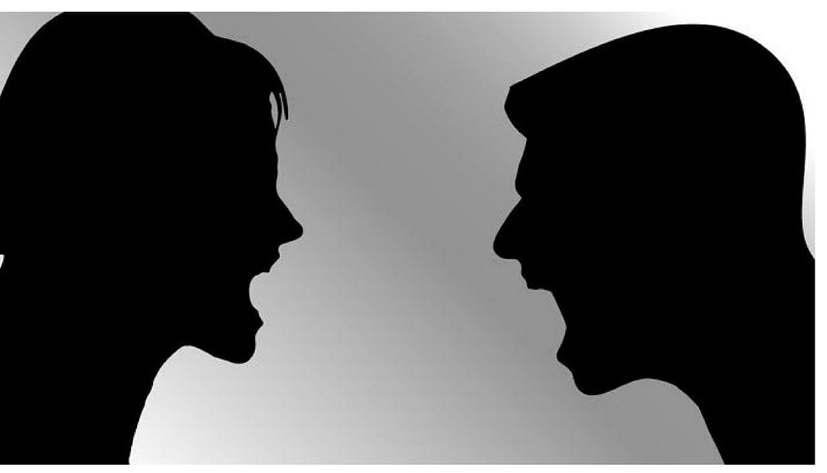 பூனையைக் கொல்வதாகக் கருதிய இளம்பெண்; விபரீதத்தில் முடிந்த வாக்குவாதம்! - என்ன நடந்தது?