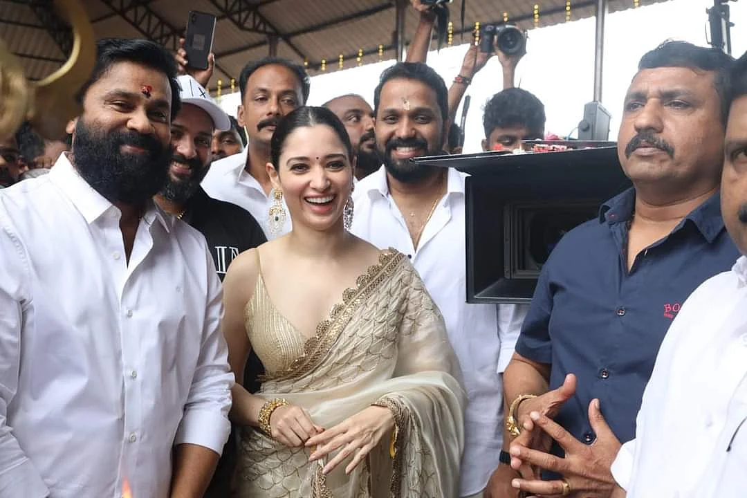 ஷூட்டிங் பூஜையில் திலீப், தமன்னா