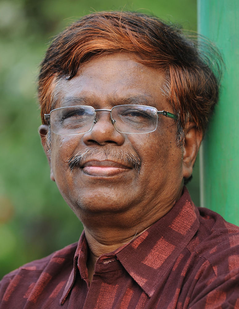 பருவ இதழா இந்திய அரசியல் சட்டம்?