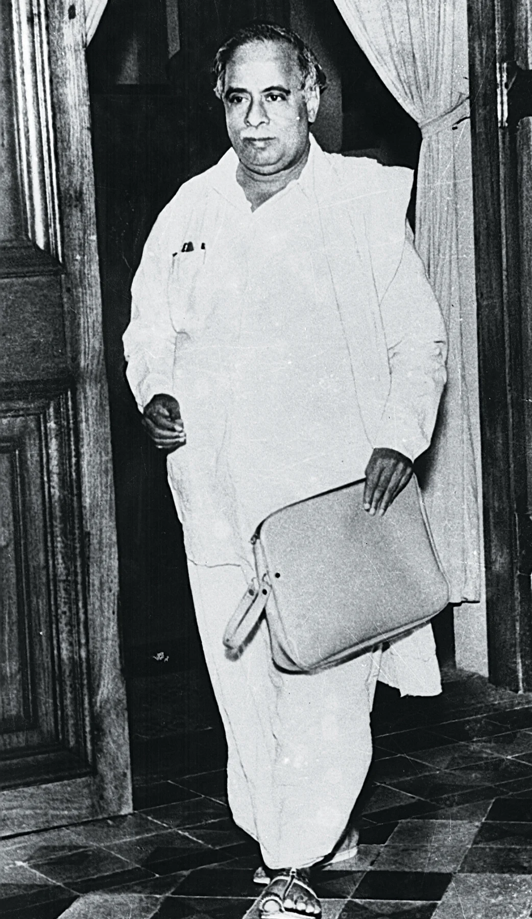 Annadurai.c.n