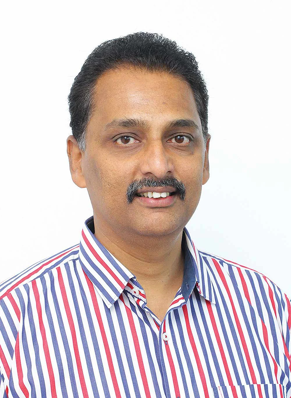 ரெஜி தாமஸ்
