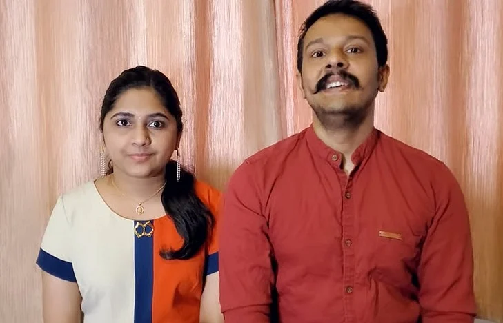மனைவியுடன் கிரண் ஆனந்த்