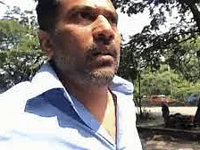 பெங்களூரு டிராஃபிக்கில் சிக்கிய கார்; ஆபரேஷனுக்கு அவசரம் - ஓடியே மருத்துவமனைக்குச் சென்ற மருத்துவர்