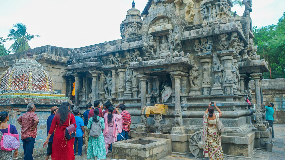கடம்பூர் மாளிகை