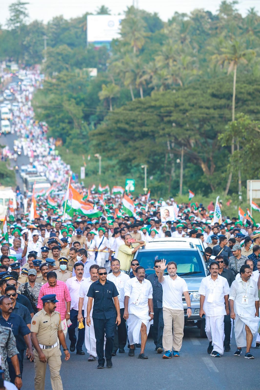 Rahul Gandhi walks in Kollam