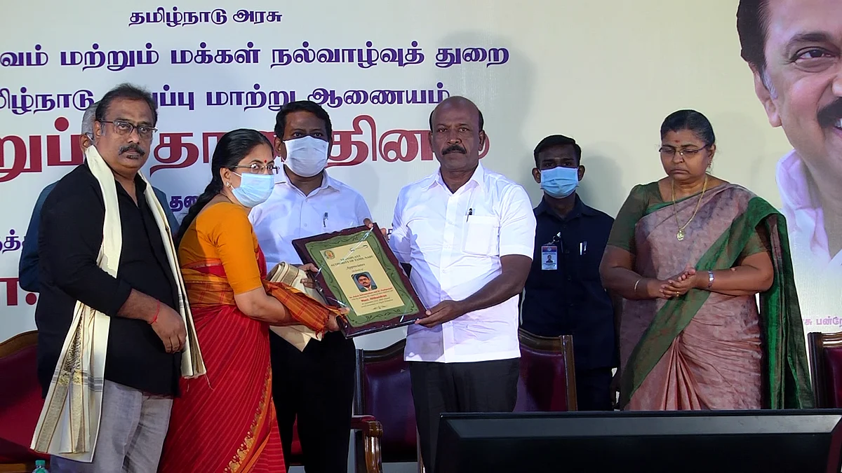 டாக்டர் அசோகன் - டாக்டர் புஷ்பாஞ்சலி தம்பதிக்கு மரியாதை செய்த அமைச்சர் மா.சுப்ரமணியன் 