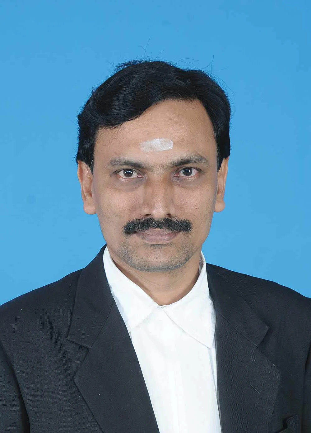 சுரேஷ்