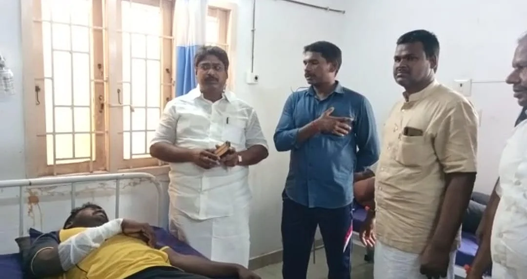இலங்கை கடற்படையால் தொடரும் தாக்குதல்