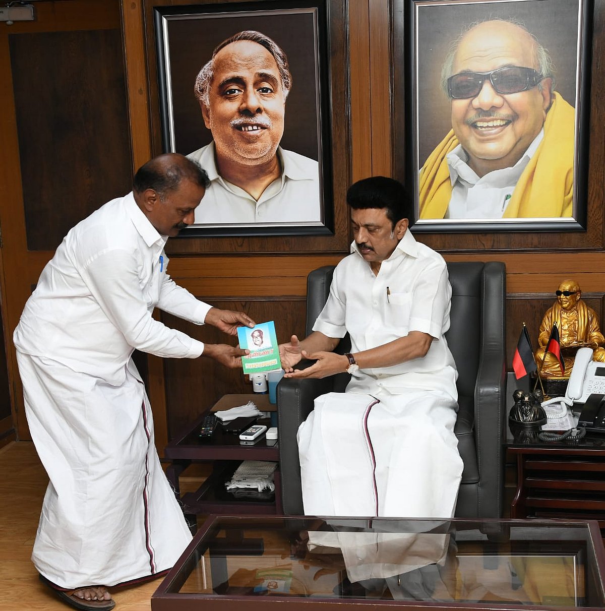 தலைமையிடம் இருந்து அழைப்பு... முதல்வரிடம் கண்ணீர் விட்ட திமுக ஆதிதிராவிடர் நலக்குழு நிர்வாகி!