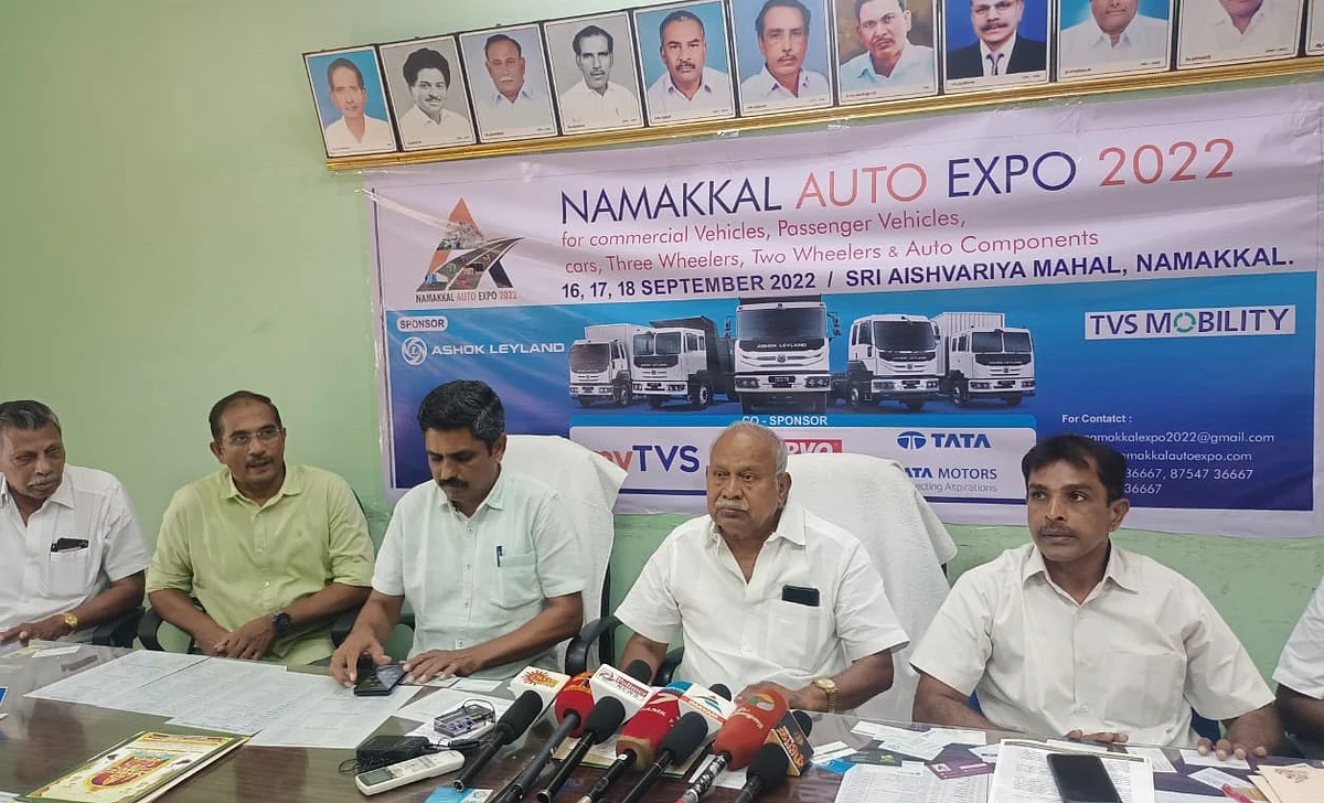 பேட்டியளிக்கும் வாங்கலி