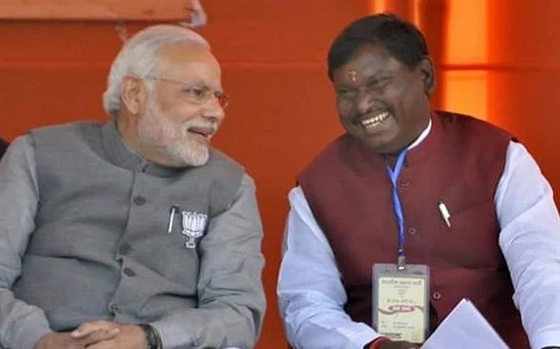 மோடி, அர்ஜுன் முண்டா