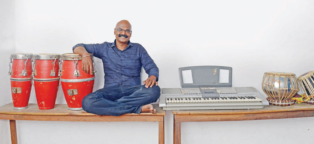 “கடவுள் கொடுத்திருக்கும் பென்சில் பாக்ஸ்!” - ஜான் சுந்தர்