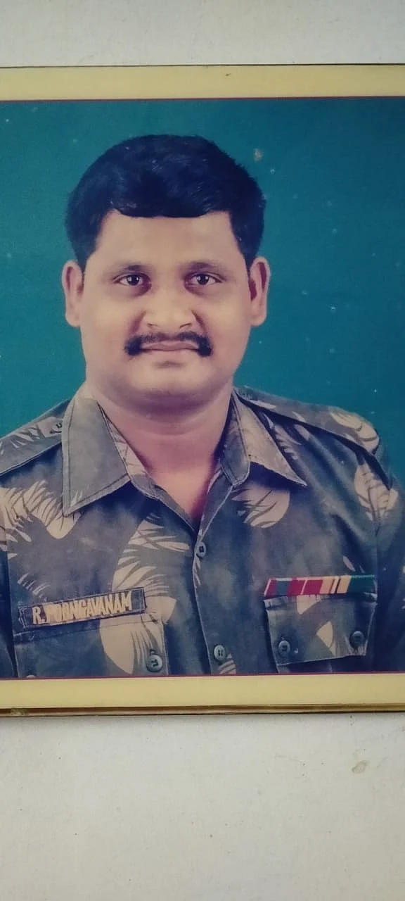 ராணுவ வீரர்