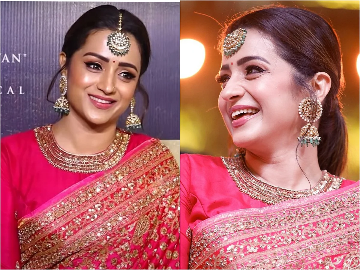 PS-1 Audio Launch: `குந்தவை'யாக என்ட்ரி கொடுத்த த்ரிஷா! |Photo Album