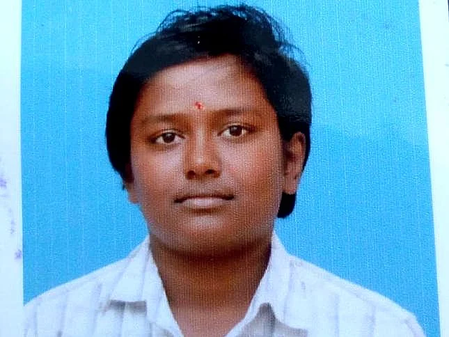 `இதயம் சென்னையில் துடிக்கிறது; கண்கள் வேலூரைப் பார்க்கிறது!’ - 6 பேர் உடலில் வாழும் சிறுவன்