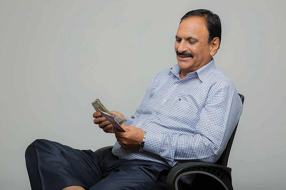 தமிழக அரசு ஊழியர்களுக்கான
பென்ஷன் கம்யூடேஷன்... கவனிக்க வேண்டிய அம்சங்கள்..!