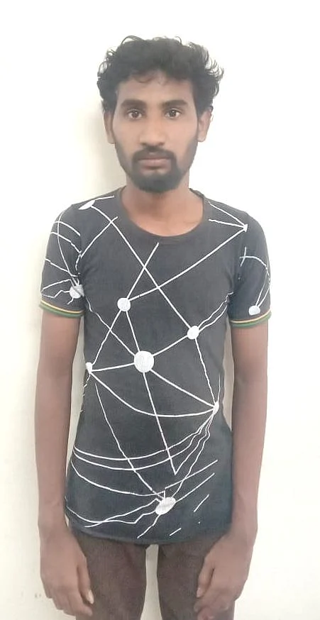 கைது செய்யப்பட்ட இளைஞர்