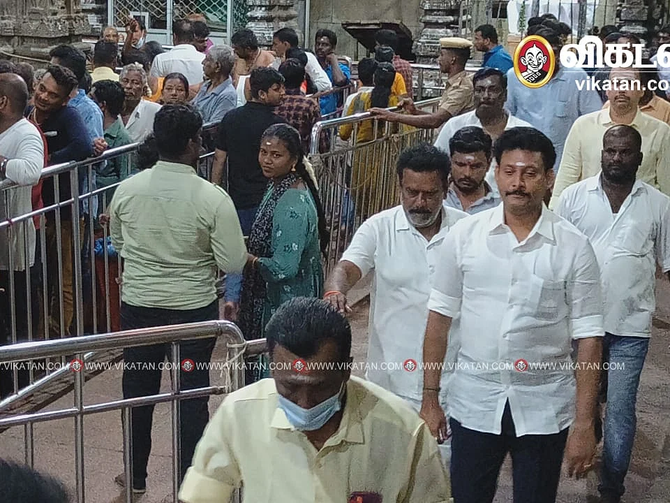 ஓபிஎஸ், அமைச்சர் அன்பில் மகேஸ்... பிரபலங்கள் பங்கேற்கும் ராமேஸ்வர ஹோமம்... என்ன விசேஷம் தெரியுமா?