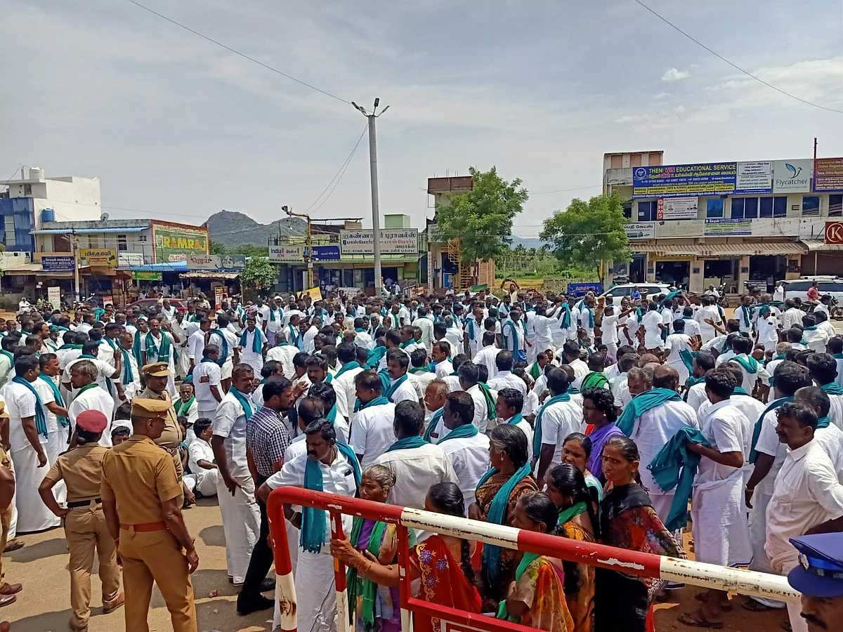 ஓபிஎஸ் மகன் தோட்டத்தில் சிறுத்தை பலி - பொய் வழக்கு போட்டதாக தேனி கலெக்டர் அலுவலகம் முற்றுகை!