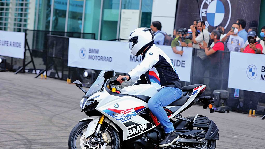 BMW G310RR