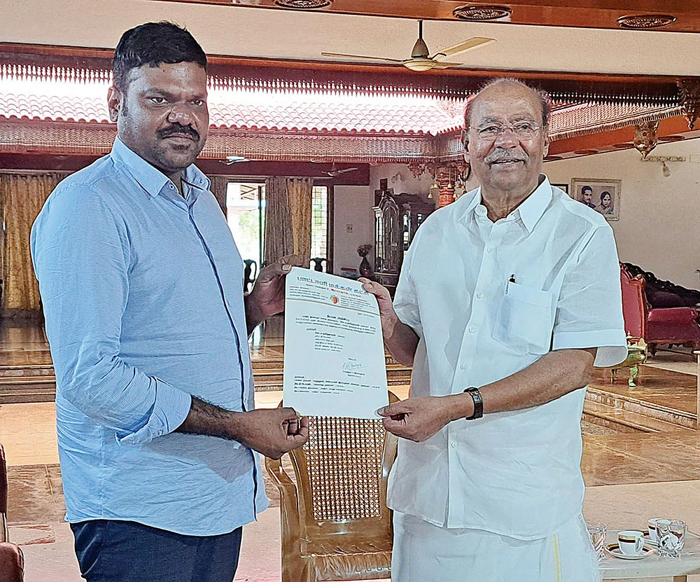 தமிழ்க்குமரன்
