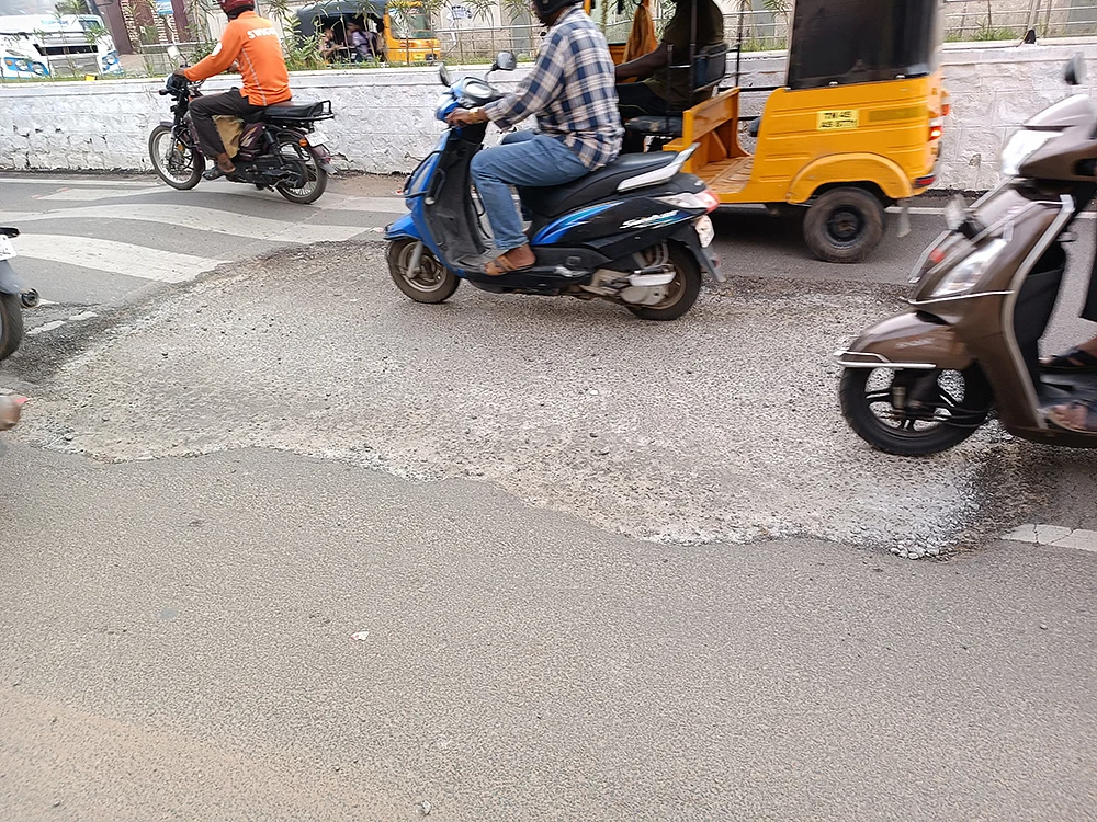 லோக்கல் போஸ்ட்