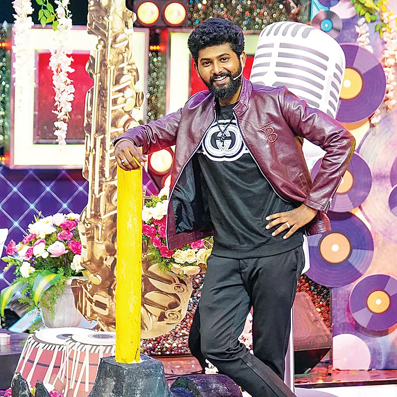 விகடன் TV: ரொம்பப் பிடிக்கும்!