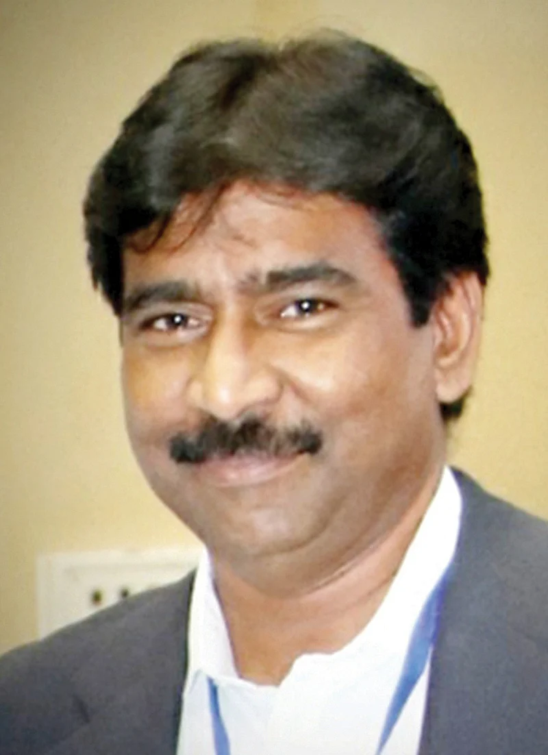 செந்தூர்குமரன்