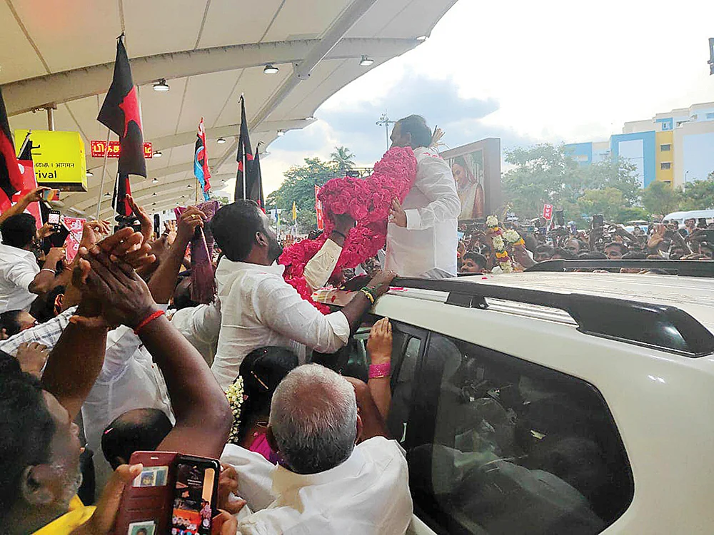 பொலிட்டிகல் பொடிமாஸ்