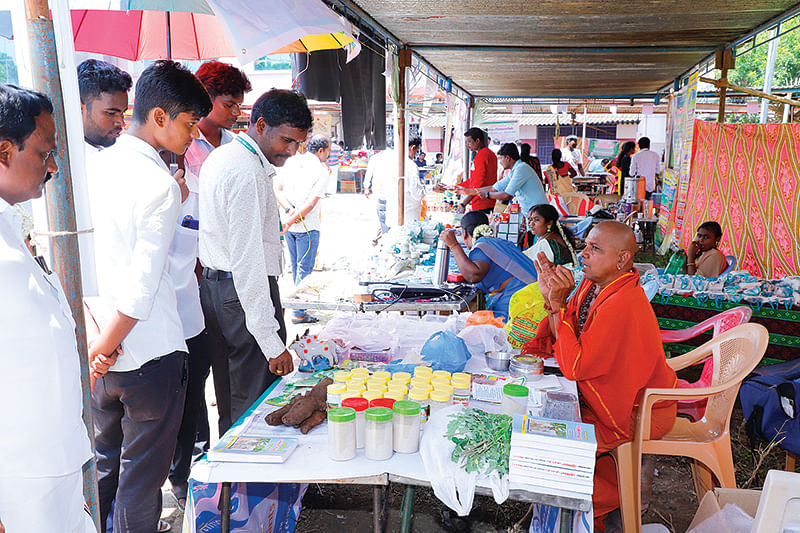 பனைத் திருவிழாவில்