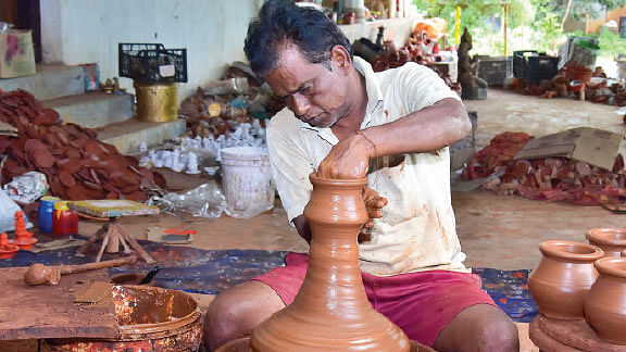 மண்பாண்டத் தொழில்