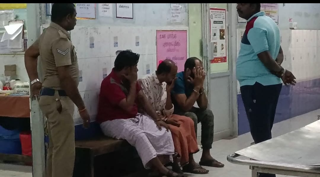 சேலத்தில் காருடன் கடத்தப்பட்ட 100 கிலோ வெள்ளி... கடத்தல் கும்பலை சேர்ந்த மூவர் கைது!