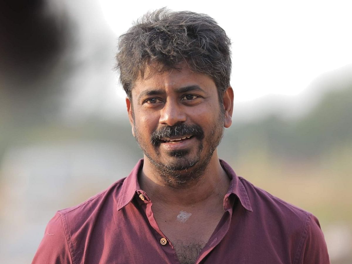 ``பிரமாண்டப் படங்களை செட்களால் பிரமிக்க வைப்பார் கலை இயக்குநர் சந்தானம்" - கலங்கும் ஏ.ஆர்.முருகதாஸ் 
