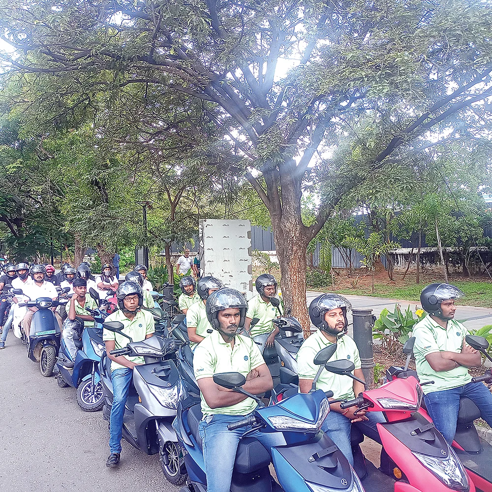 நாடெங்கும் மின்சார வெளிச்சம் பாயட்டும்!