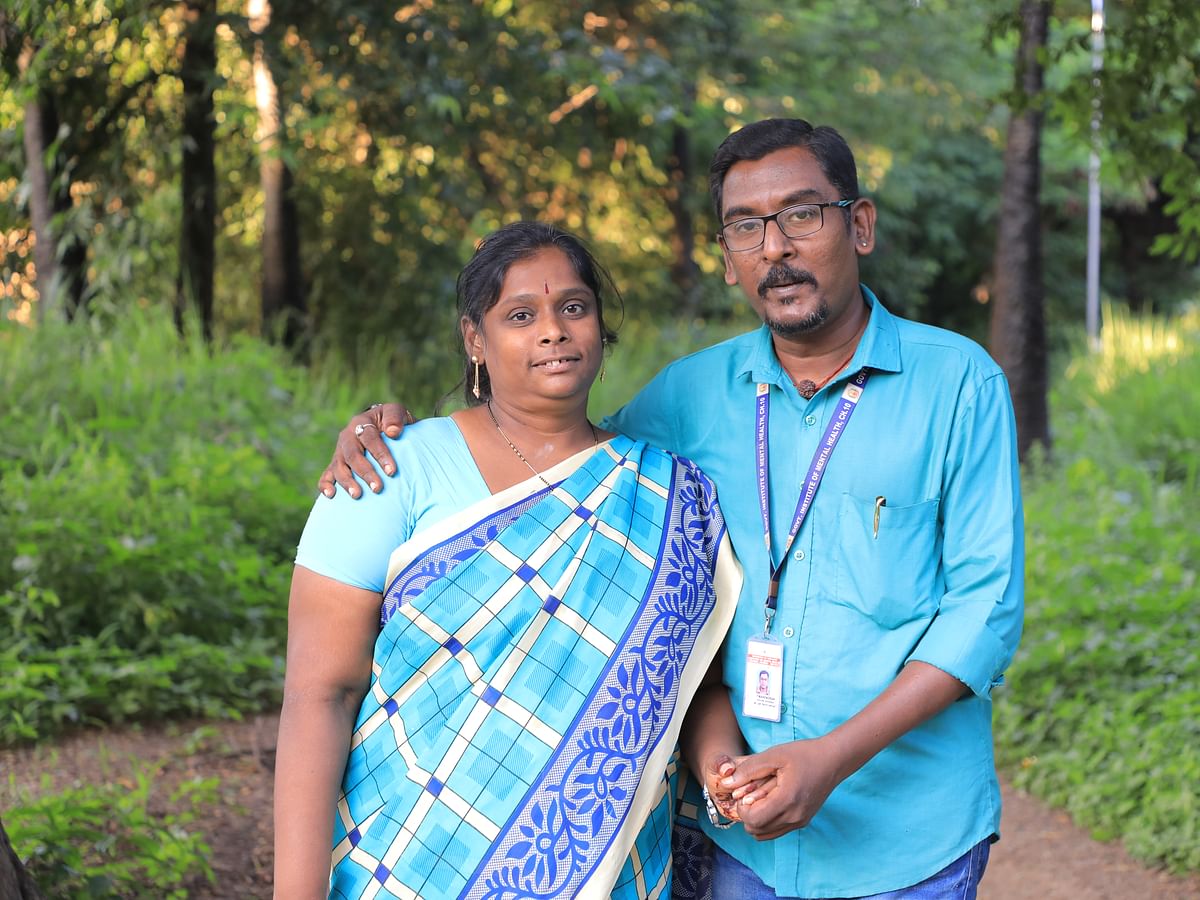 `தீபாவளியைவிட எங்க கல்யாணத்தைக் கொண்டாட மனநலக் காப்பகமே காத்துட்டு இருக்கு!'- மகேந்திரன் - தீபா!  
